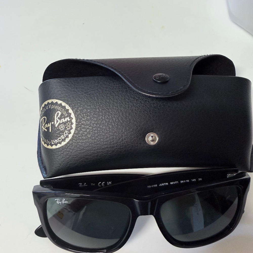 Ray-Ban Sunglasses